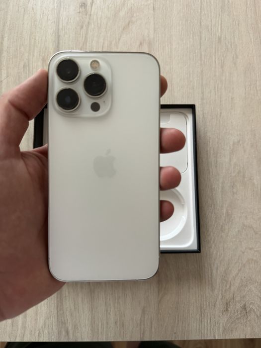 2 бр. Iphone 13 pro 128GB