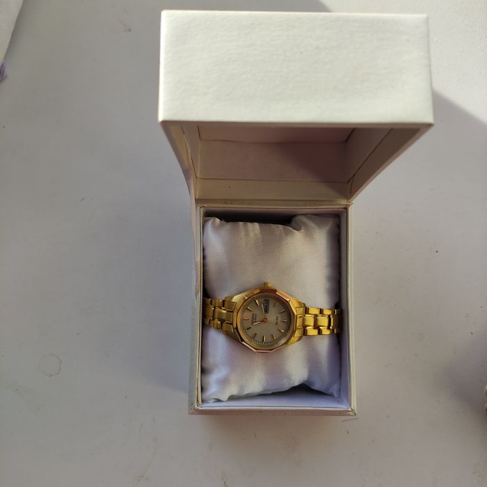 Citizen Eco-drive женские часы