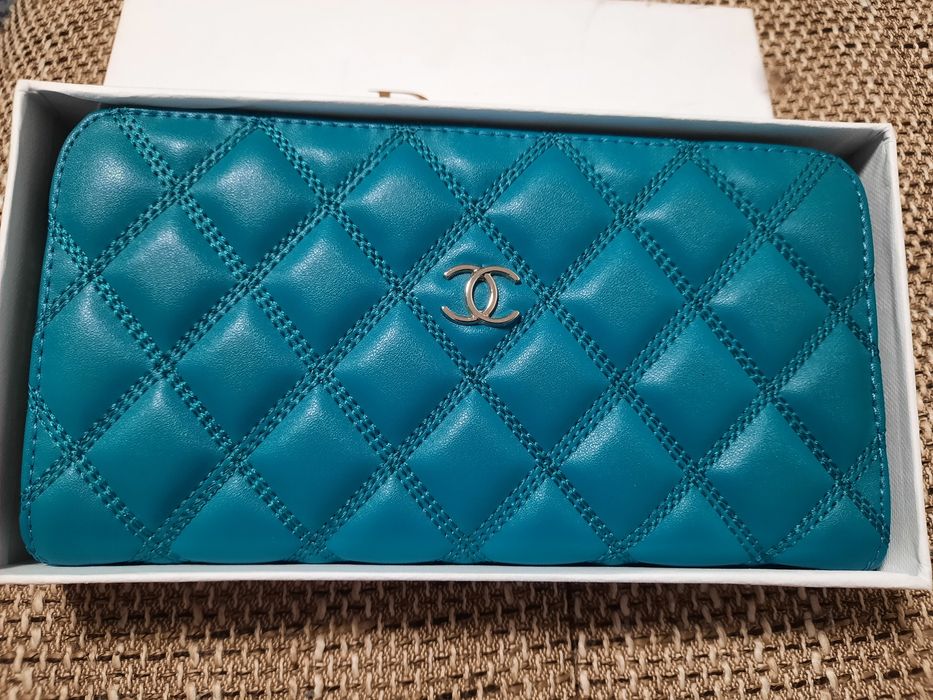 Дамско портомоне