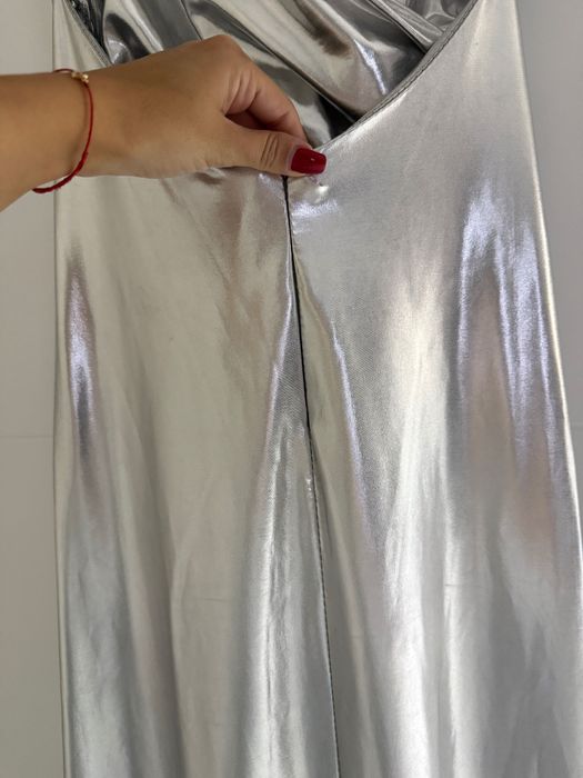 Официална рокля -