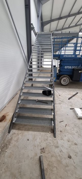 Trepte și grătare galvanizate