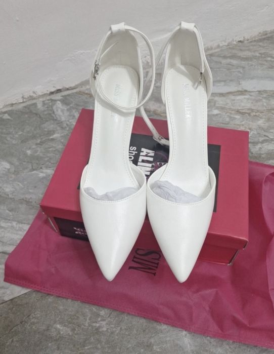 Продам платье срочно!