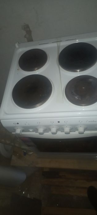 Электрическая плита