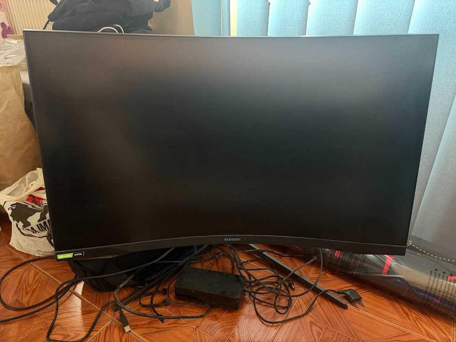 Monitor de gaming Samsung Odyssey G7 32" 240Hz