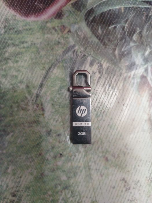 Флешка hp 2гб v250w