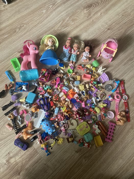 Продам детские игрушки