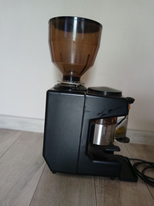 Кафемелачка CARIMALI