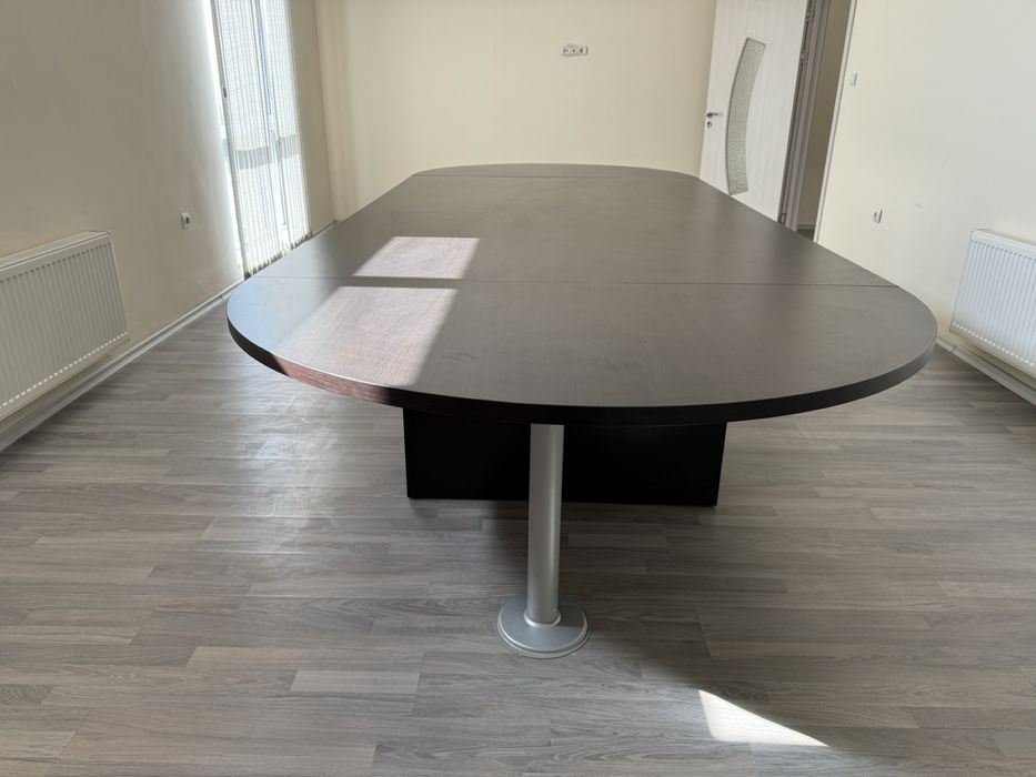 Уникат Голяма Конферентна Маса