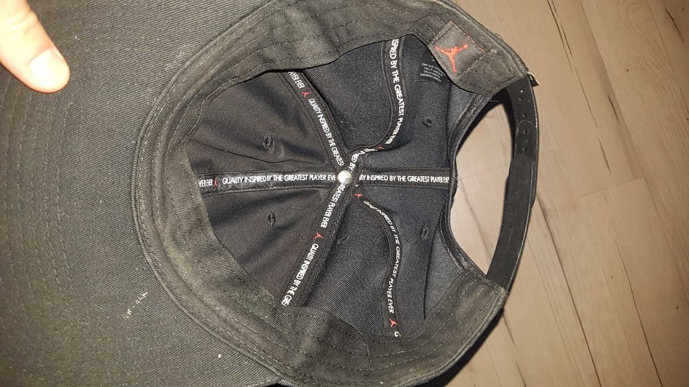 Vând Sapcă Jordan originală