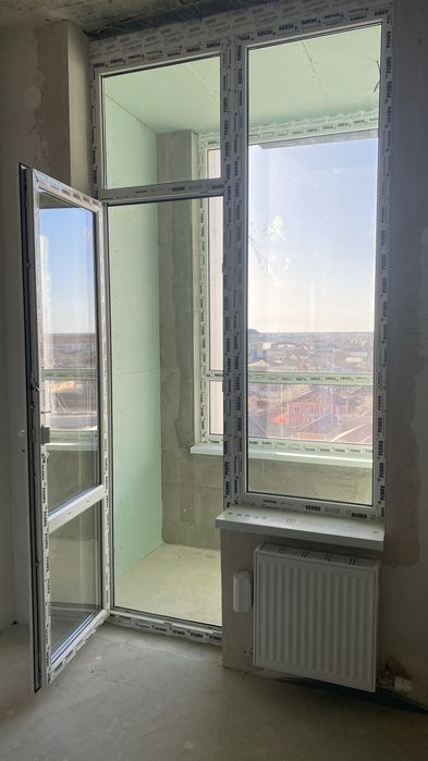 Пластик есик терезесимен