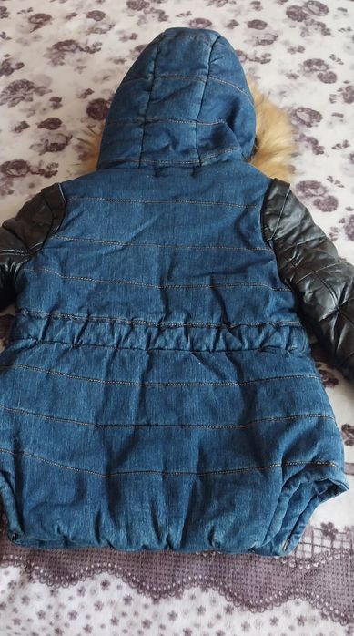 Куртка на девочку