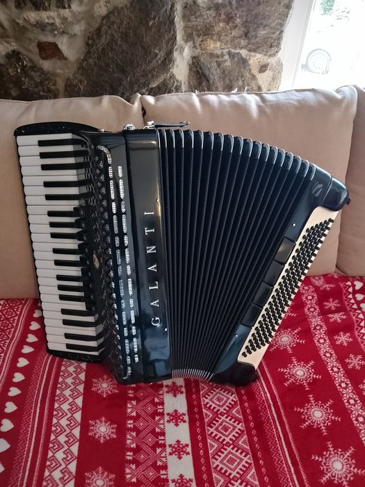 Acordeon Galanti 2+1