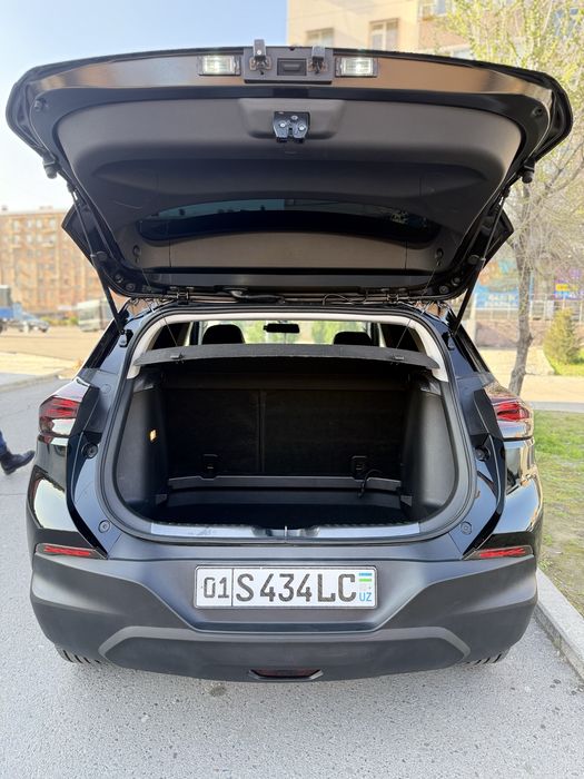 Продам Tracker 2 LT