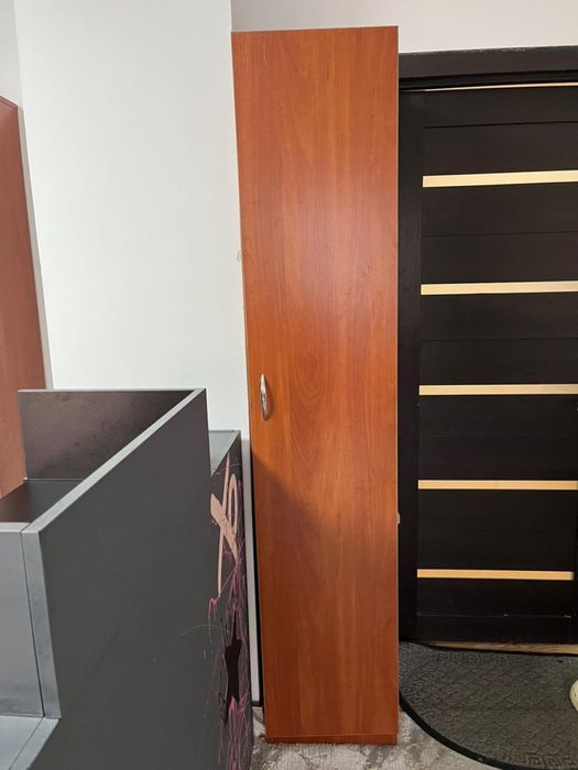 Продам шкафы офисные