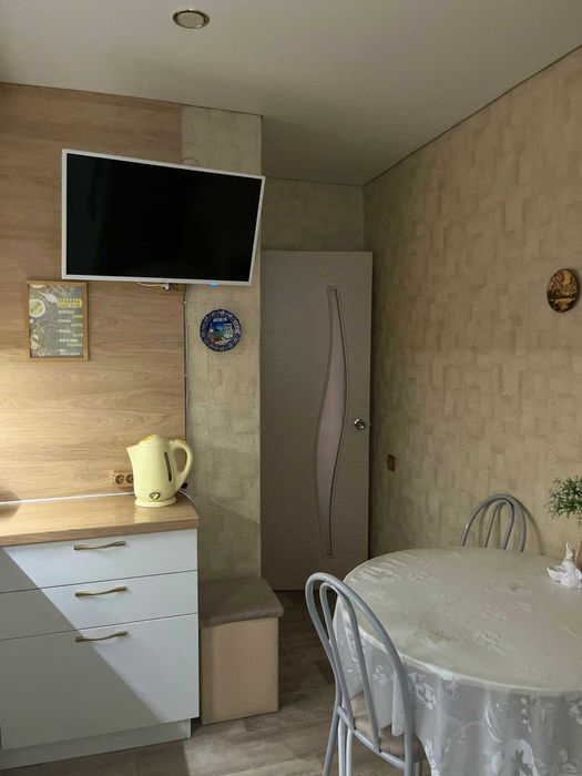 Продам 3 ком Момышулы 111