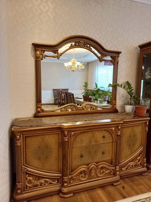 Продаю гостинную мебель