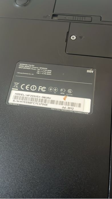 Ноутбук samsung.