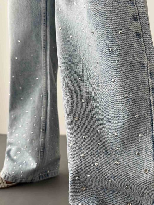 Дънки с камъчета