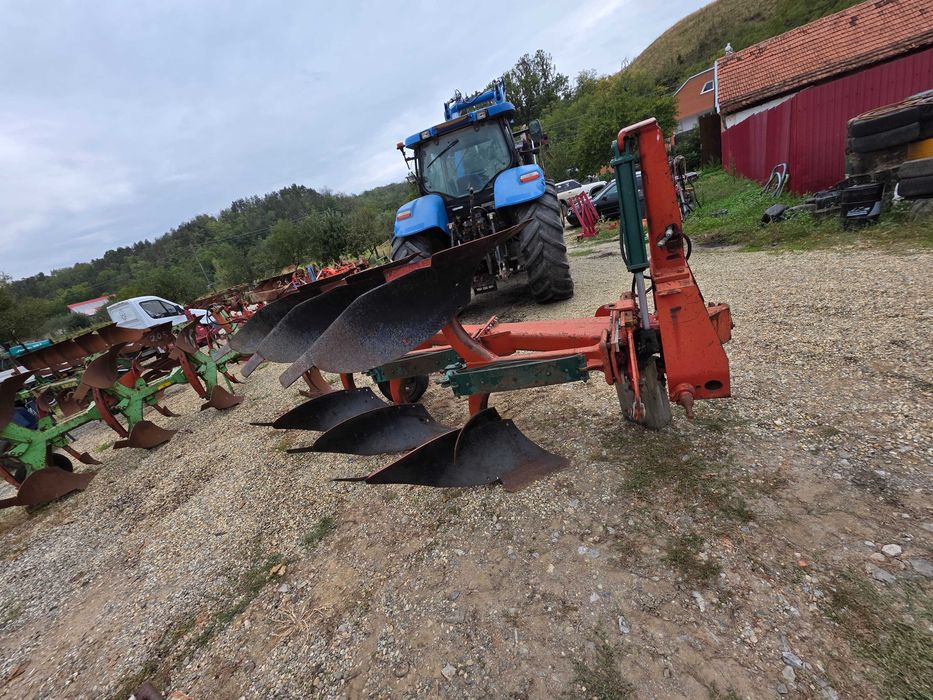 Plug reversibil Kverneland 3+1 brazde