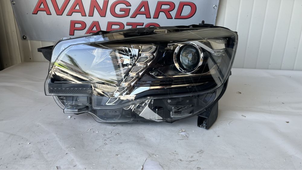 Фар Peugeot Partner Rifter 2018-