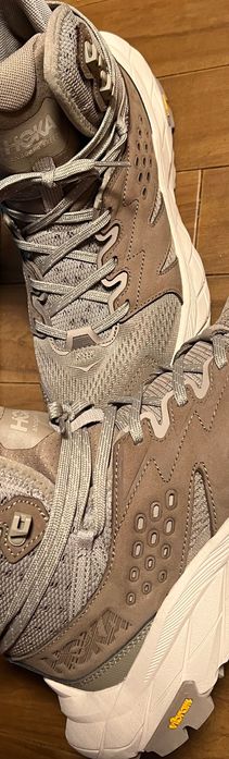 HOKA - спортни обувки