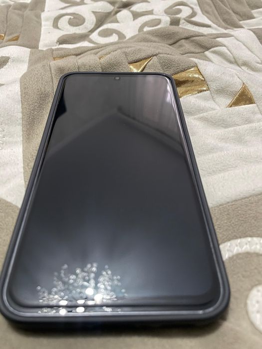 Samsung a 36     128 gb.  Озу 8