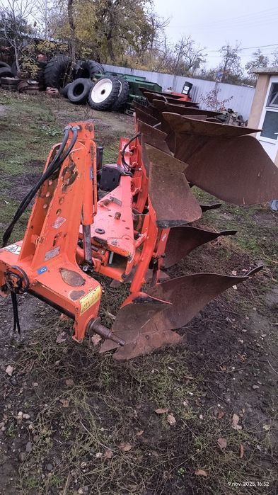 Plug Kuhn master 102 cu 4 brazde 3+1