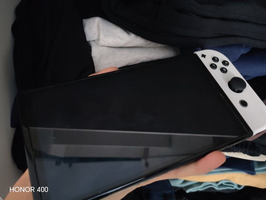 Продам Nintendo oled