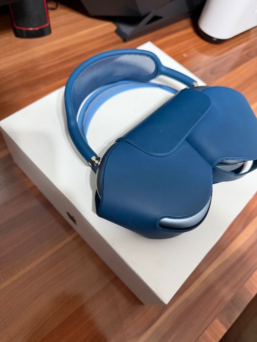 Air pods max original