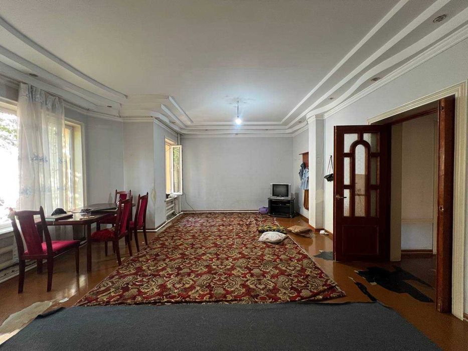 Продаётся дом, бывшая Чайхана Салом 4,4 сот. фасад 20 м.