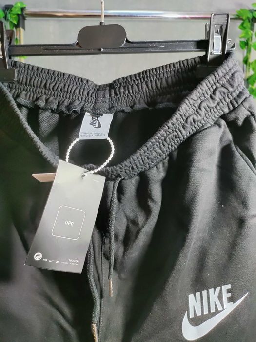 Pantaloni scurti Nike marimea S