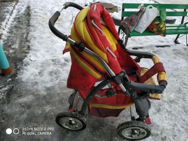 Продам коляску в хорошем состояний!