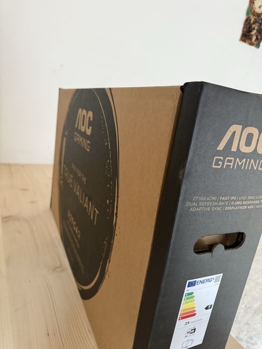 aoc gaming monitor u27g4R display hdr 400 nou sigilat