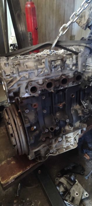 Двигател 2.0 dci M9R