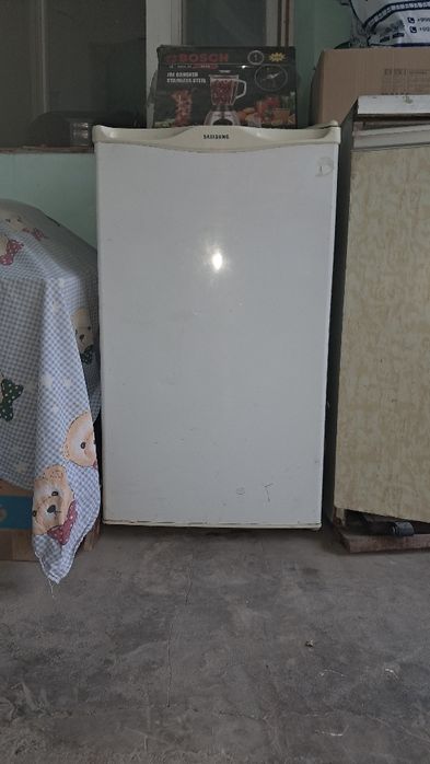 MINI  Xoladenik ishlidi qrovli  xolti yaxshi