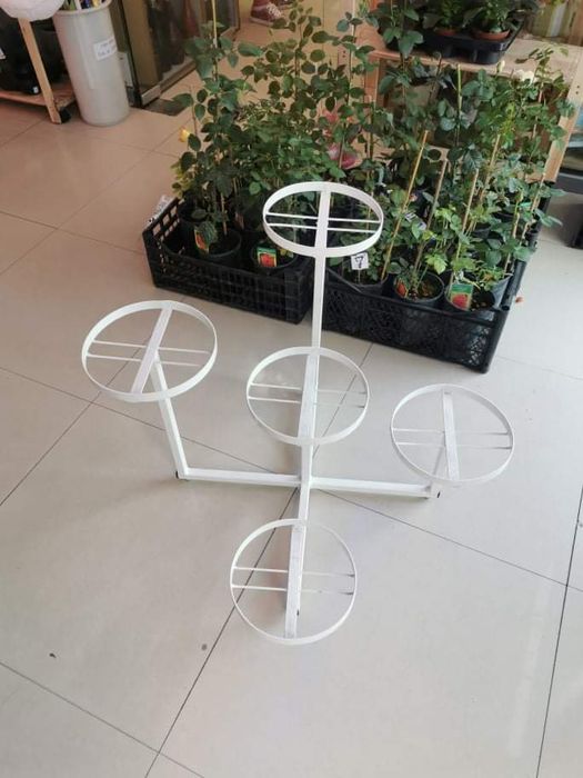 Метални стойки за вази / цветарски магазин оборудване