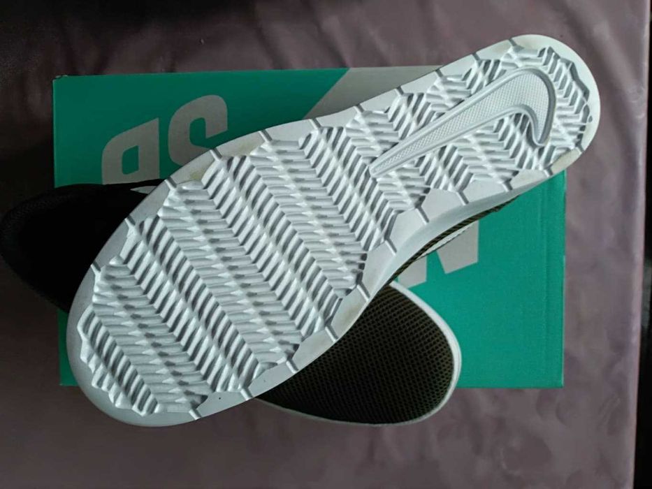 Дамски маратонки Nike