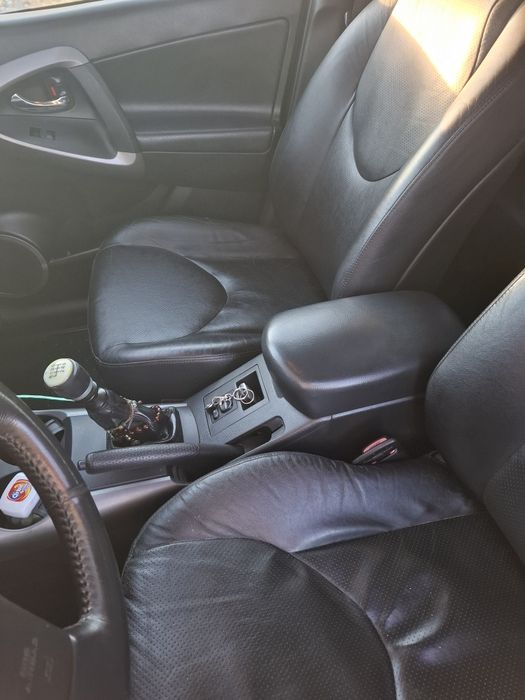 Vind Toyota rav 4