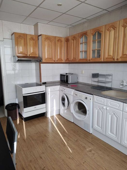 Дава се под наем Четиристаен апартамент в Пловдив, Център - 120 кв.м за 510 € - Снимка #4