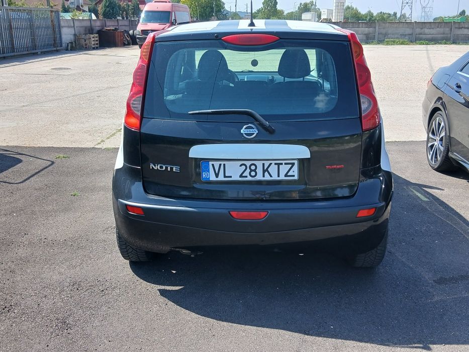 Vând Nissan Note 1,4 benzină