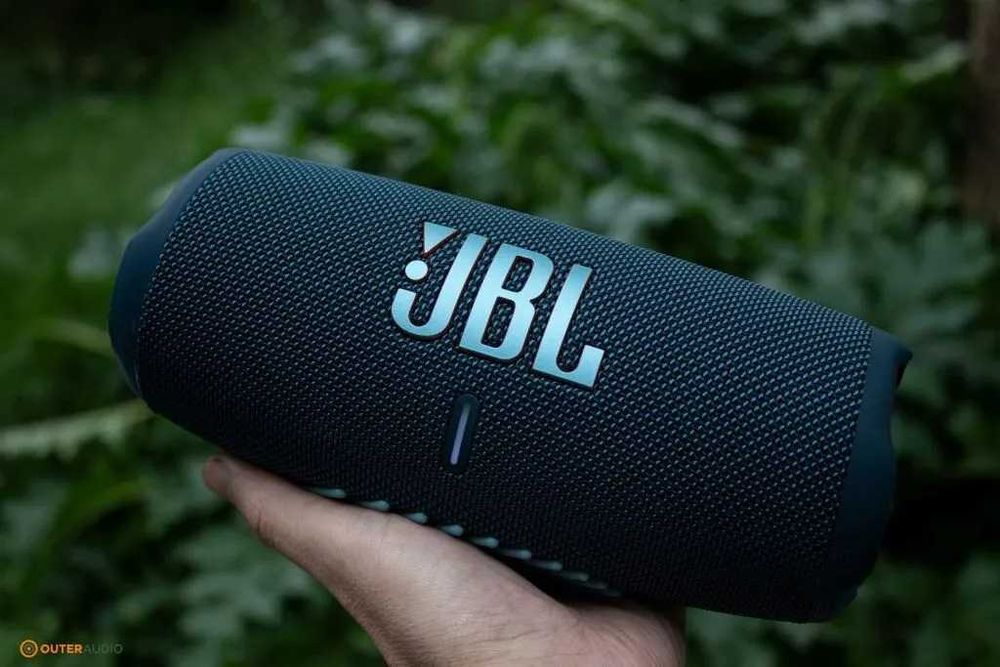 JBL Charge 5 и 6 — портативная колонка с мощным звуком. Есть доставка
