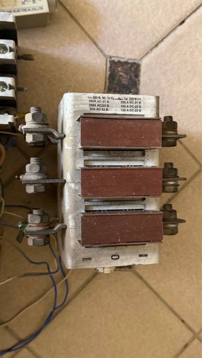 CHINT NM1-250S/3300