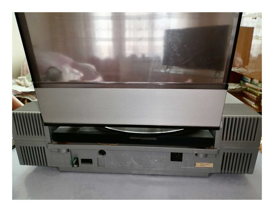 Продам радиолу Вега