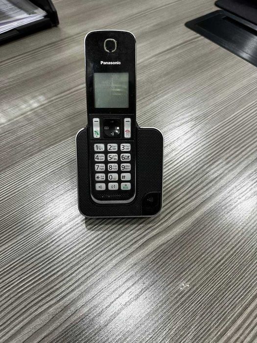Panasonic KX TGD 310 BX в отличном состоянии