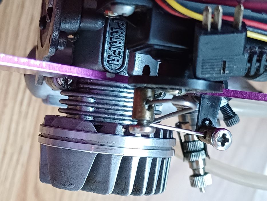 Automodel rc PRAFA nitro .12 4WD 1/10