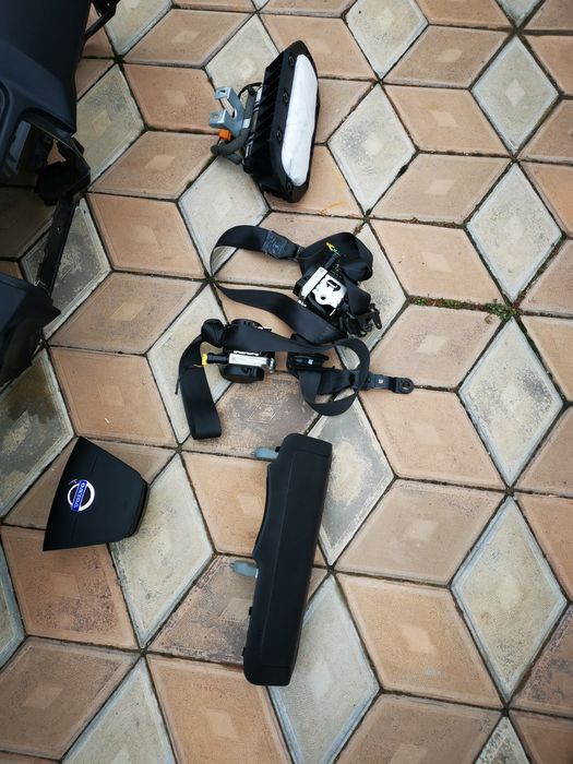 Kit airbag plansa bord centuri volan pasager volvo v40