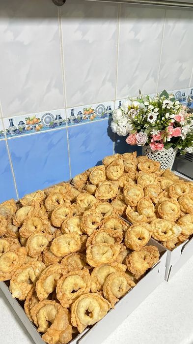 Shirinliklar va Toğoraga qòvirdoqlar