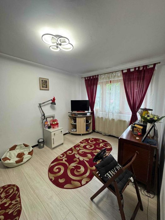 Vand apartament 2 camere, mobilat si renovat