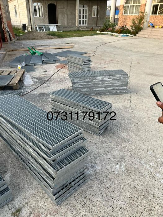 Trepte zincate galvanizate