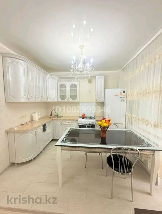 Сдаётся 1комн квартира в 5 мкр.